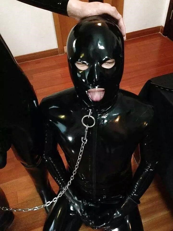 Latex bondage slave porn-2430