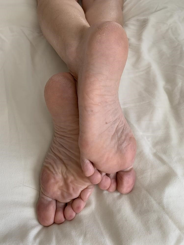 Lesbian feet bondage-3776