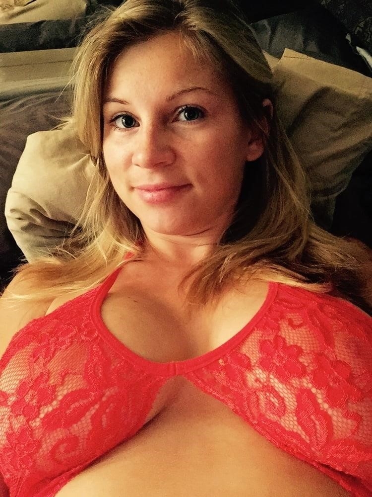 Sexi girl big tits-9811