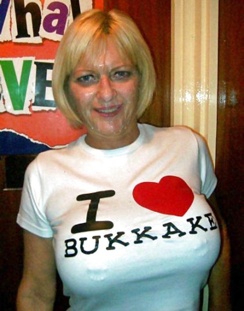 She loves bukkake-2970