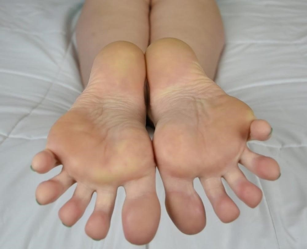 Female feet femdom-9734