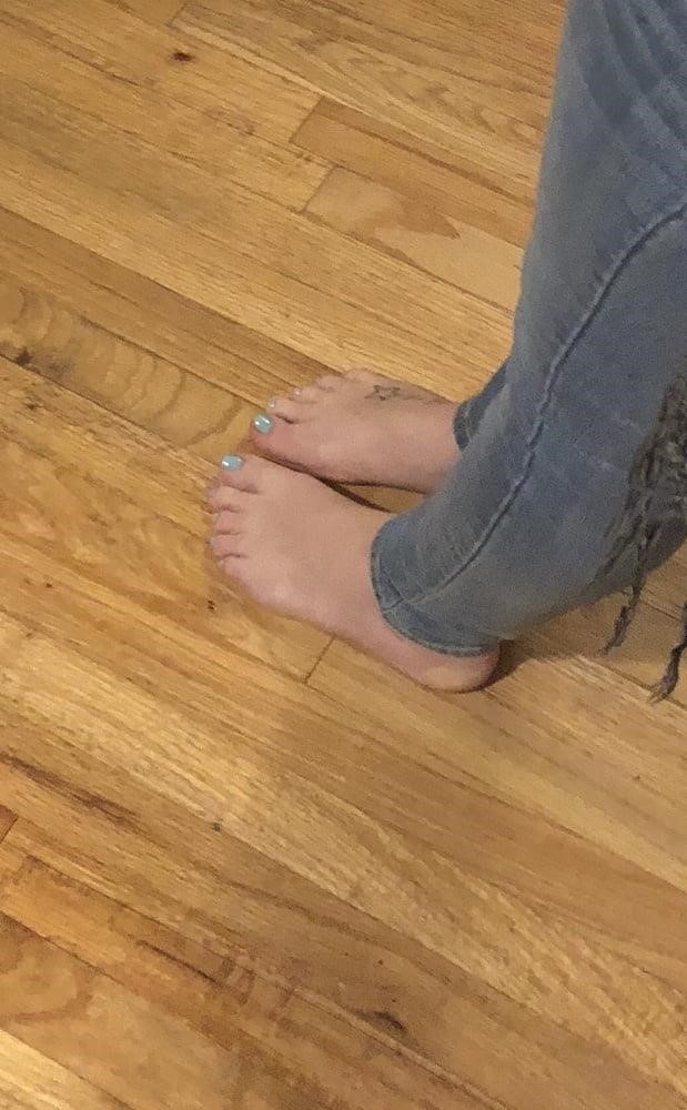 Girlfriend sexy feet-4283
