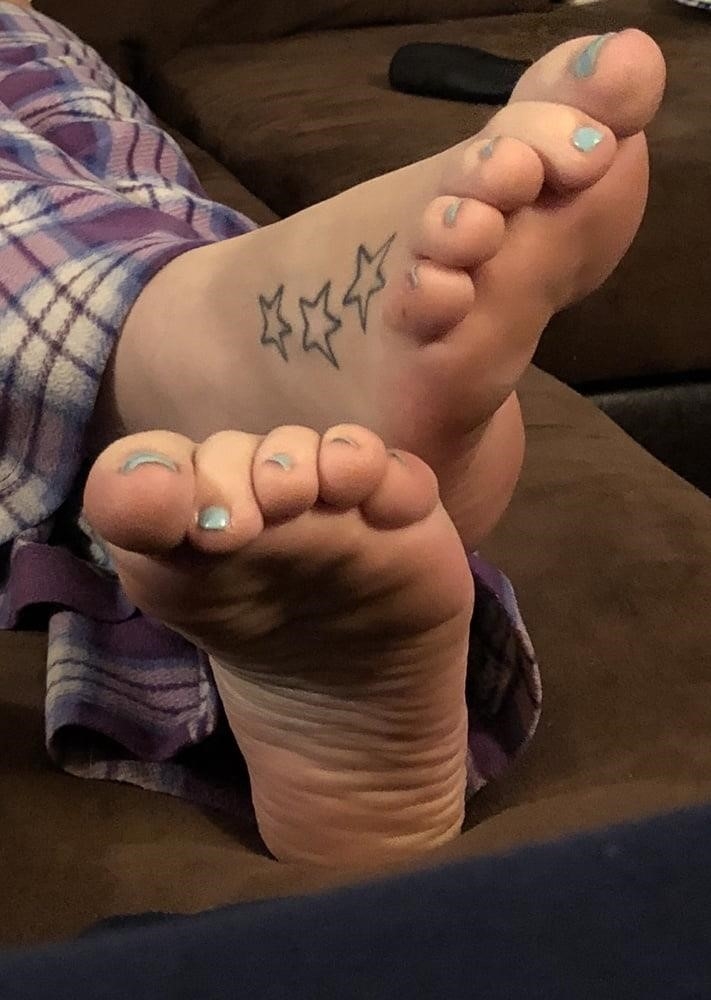 Girlfriend sexy feet-1594