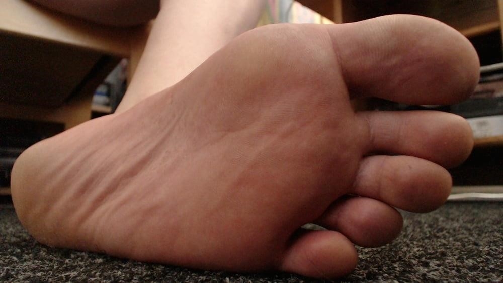 Male feet tube-7655