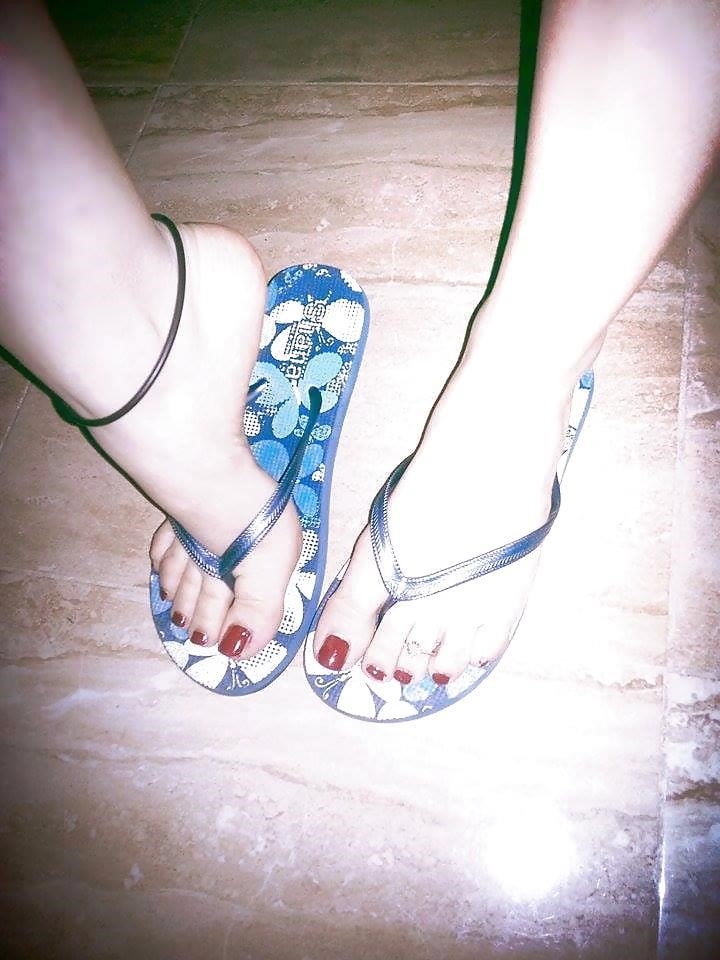 Mistress feet arab-7362