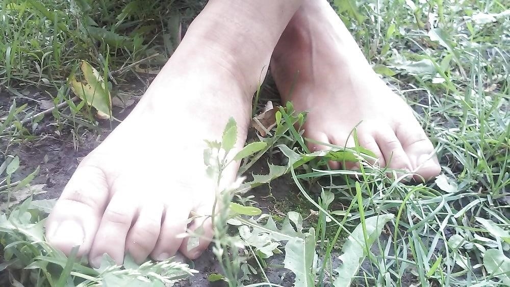 Petite latina feet-7026