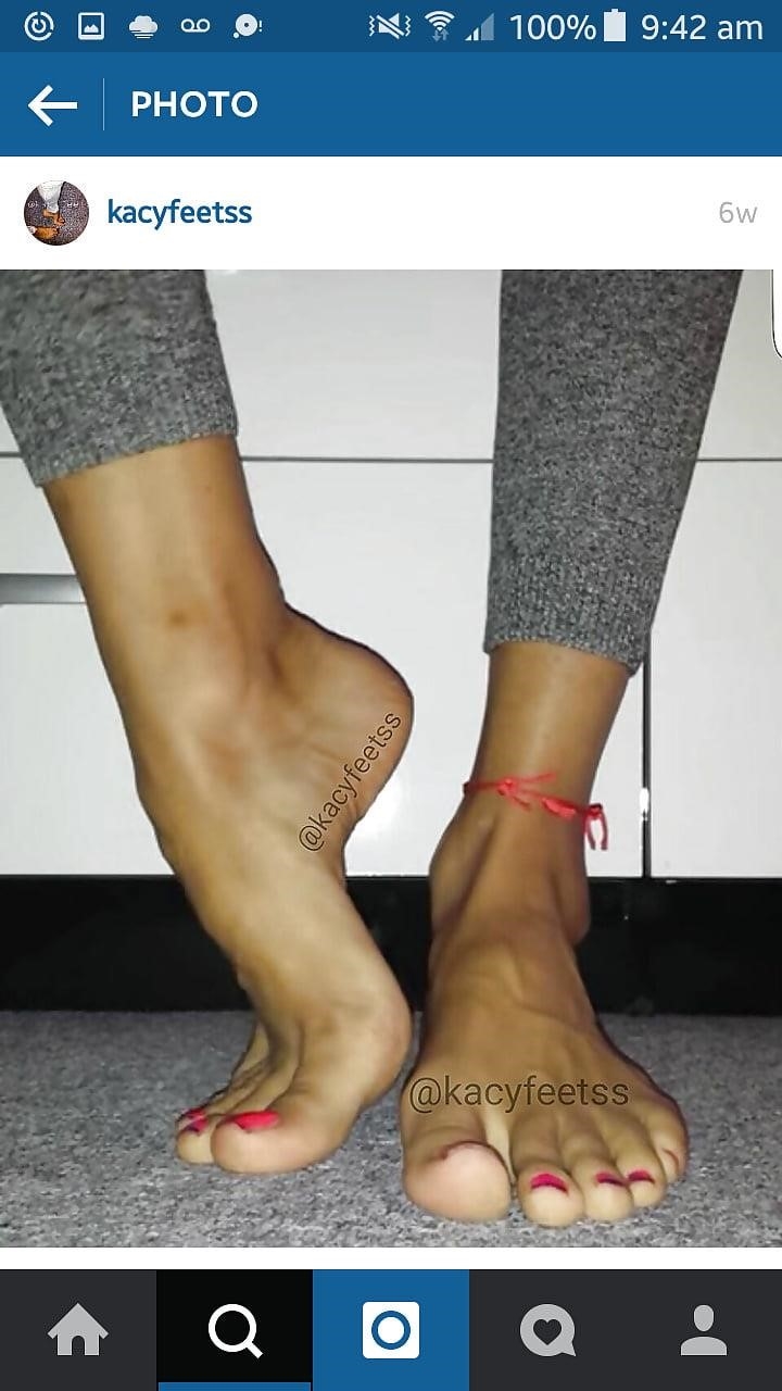 Sexy feet woman-5693