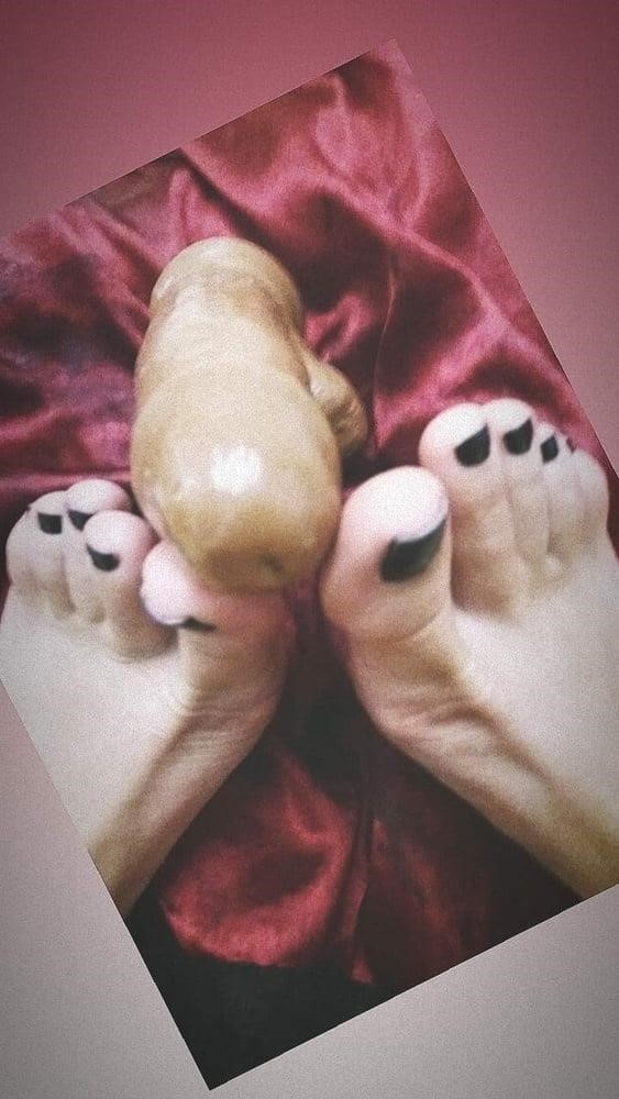 Sexy girl foot worship-5294