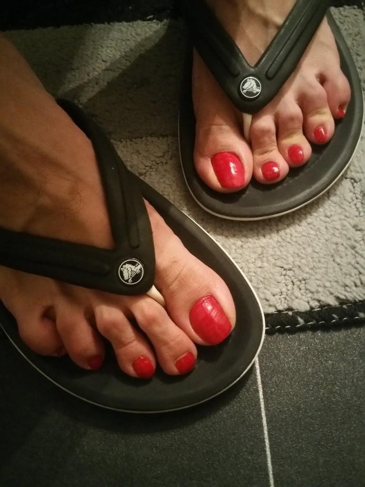 Sexy horny feet-9940