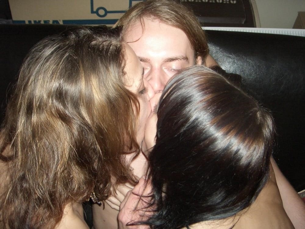 Threesome lesbian orgy-7502