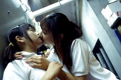 Beautiful naked lesbians kissing-1366