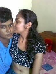 Desi kissing girl-8395
