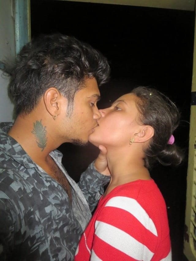 Desi kissing girl-6450