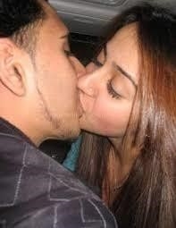 Desi kissing girl-5336