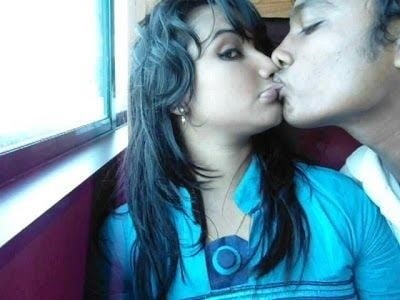 Desi kissing girl-6557