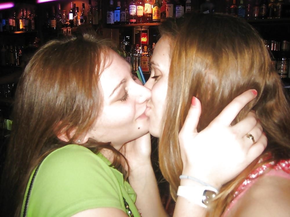 Girl on girl kissing hot-6990