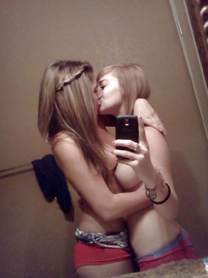 Girl on girl kissing sex-3464
