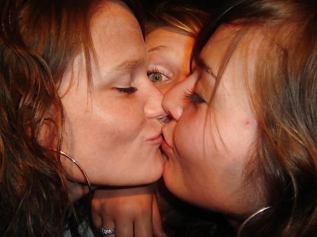 Hot lesbian french kiss-2482