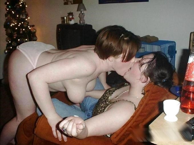 Lesbian girls kiss sex-7069