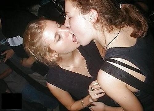 Sexy girl and girl kiss-1498