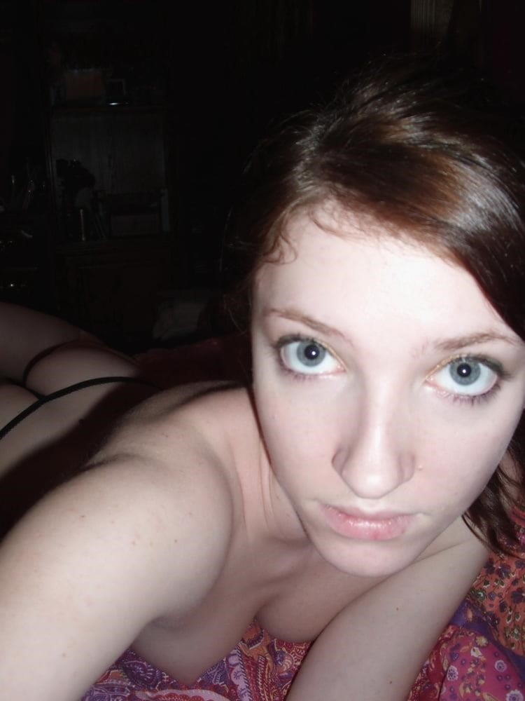 Amateur selfie nude pics-8885