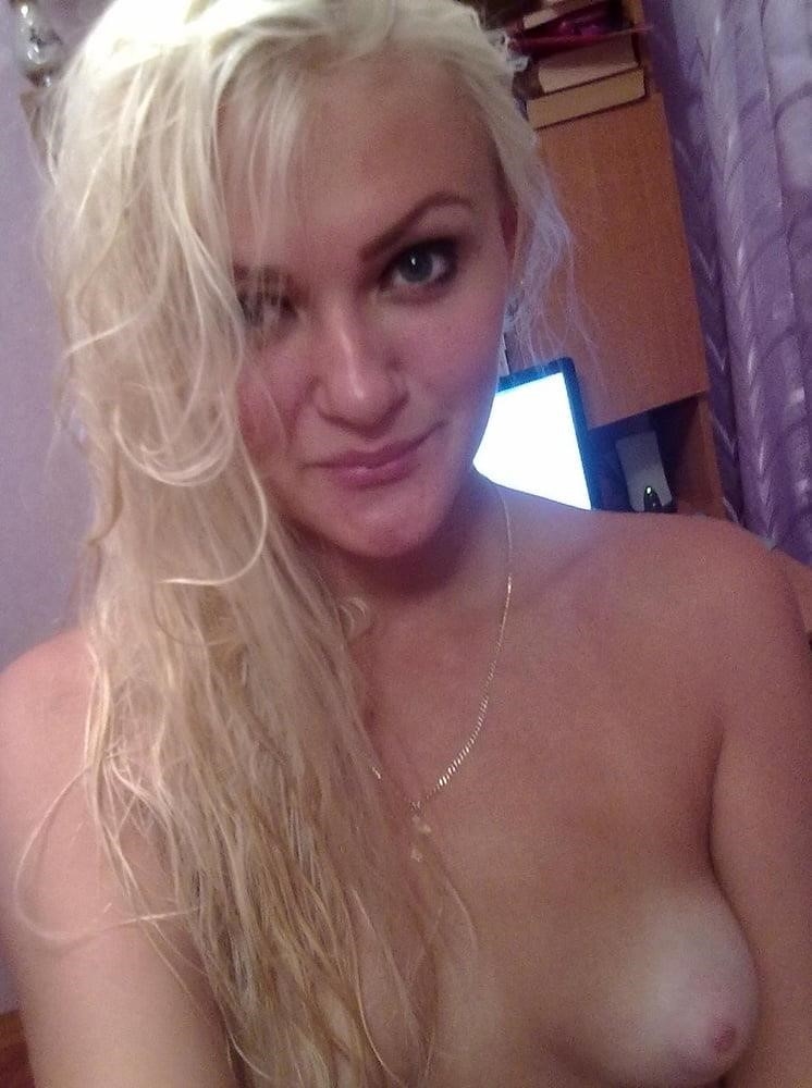 Blonde nude bathroom selfie-1636