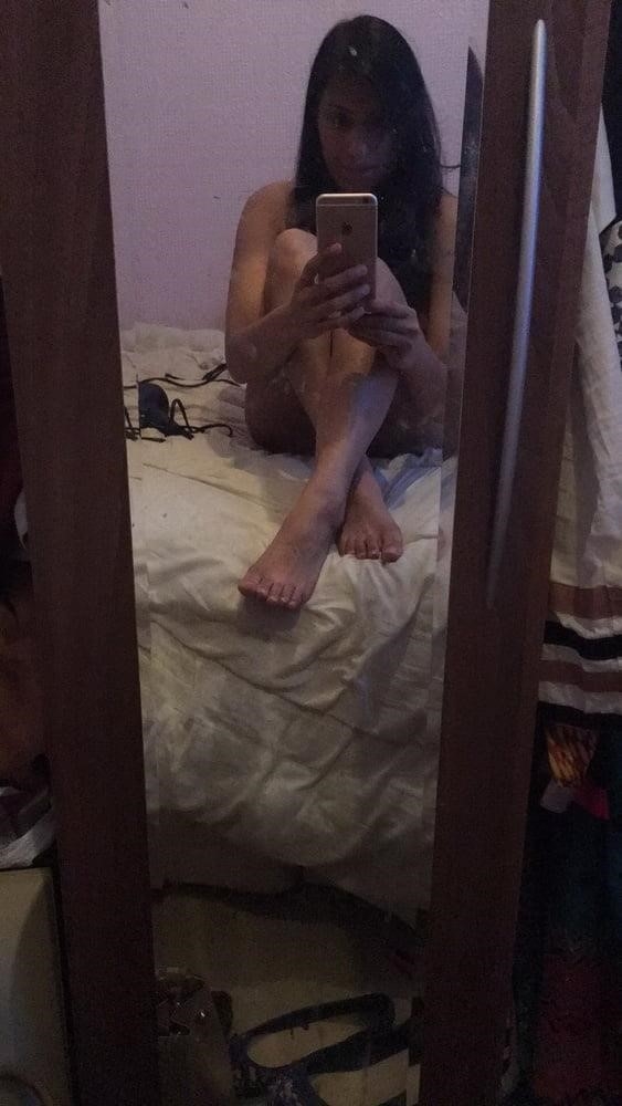 Busty nude selfie-1286