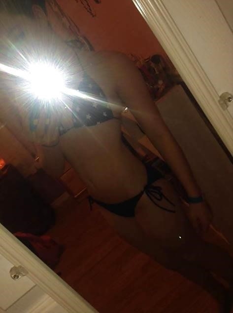 Cute teen selfie nude-9183