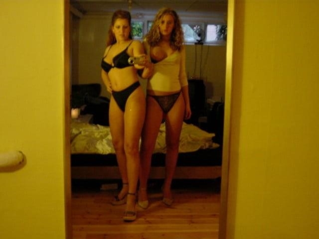 High school girls nude selfies-3131