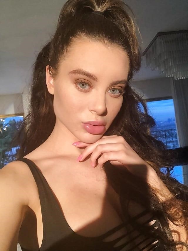 Lana rhoades naked selfie-8202