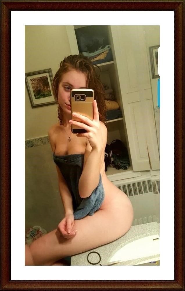 Naked girls taking selfies-8361