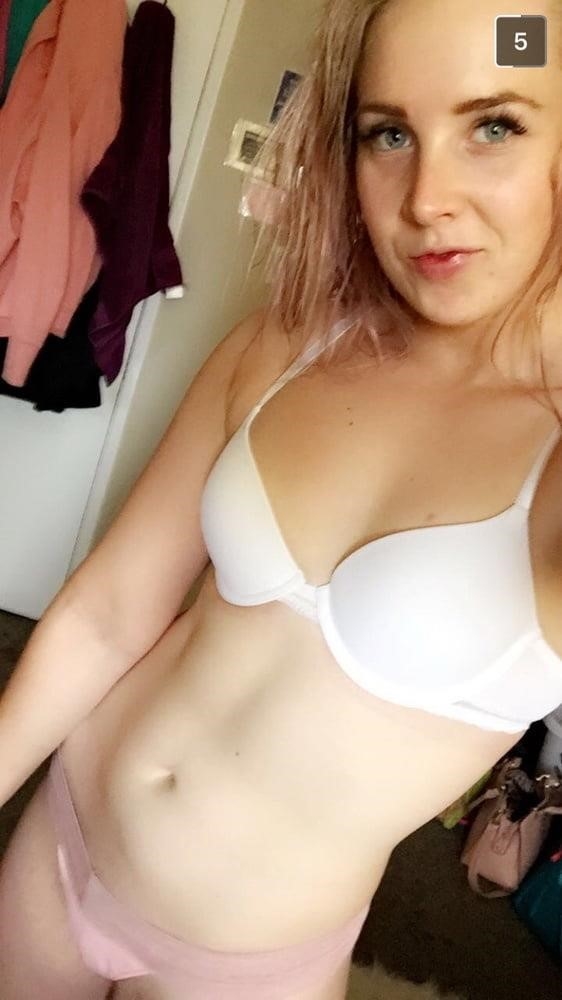 Nude amateur girls selfies-6494
