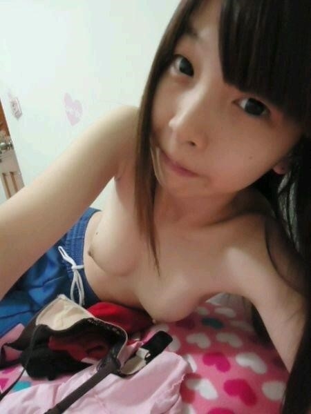Nude japanese selfie-3905