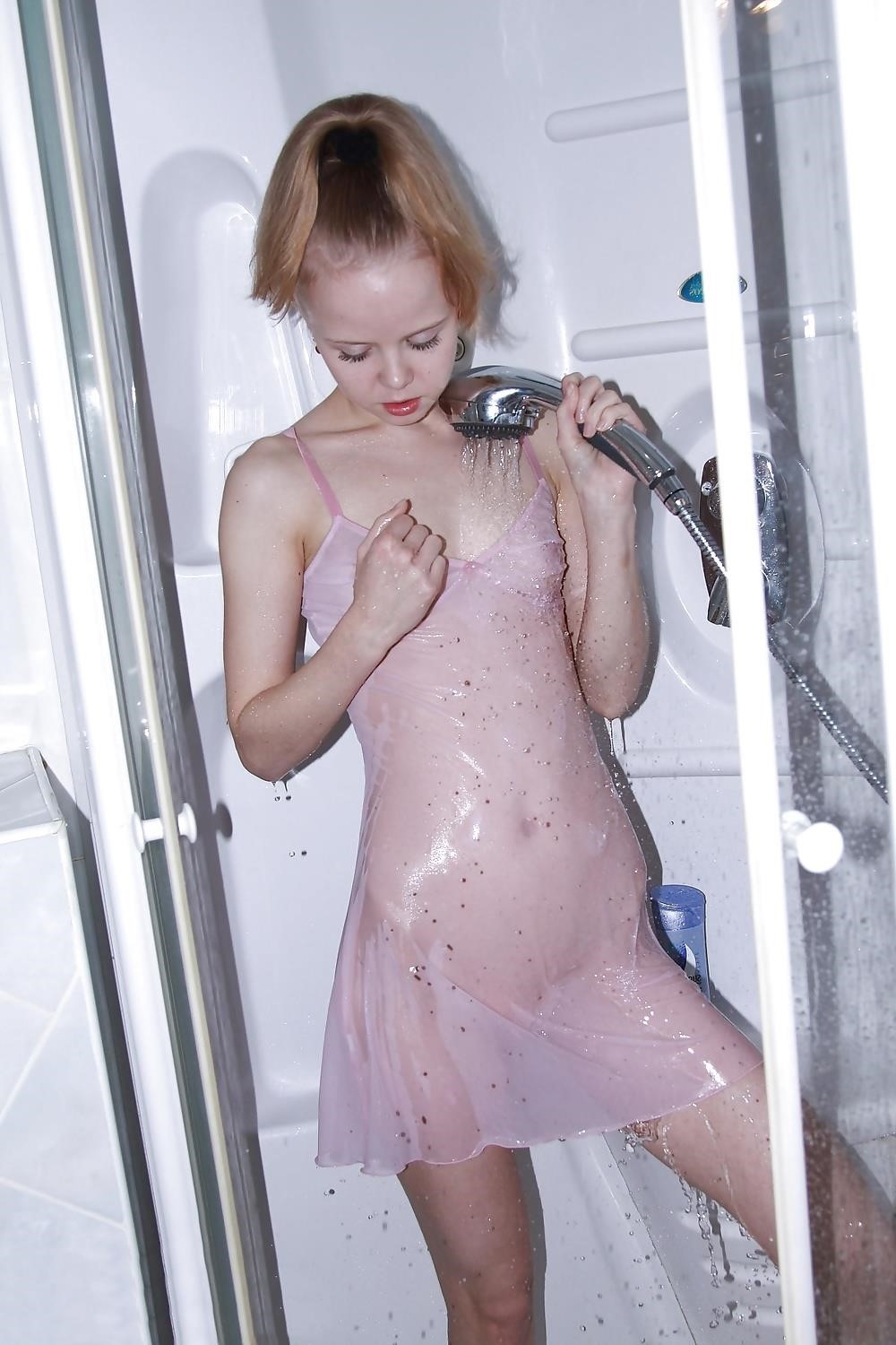 Nude selfie in shower-4644