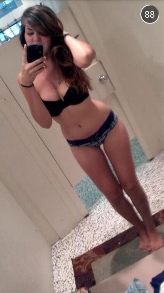 Teen nude mirror selfie-9022