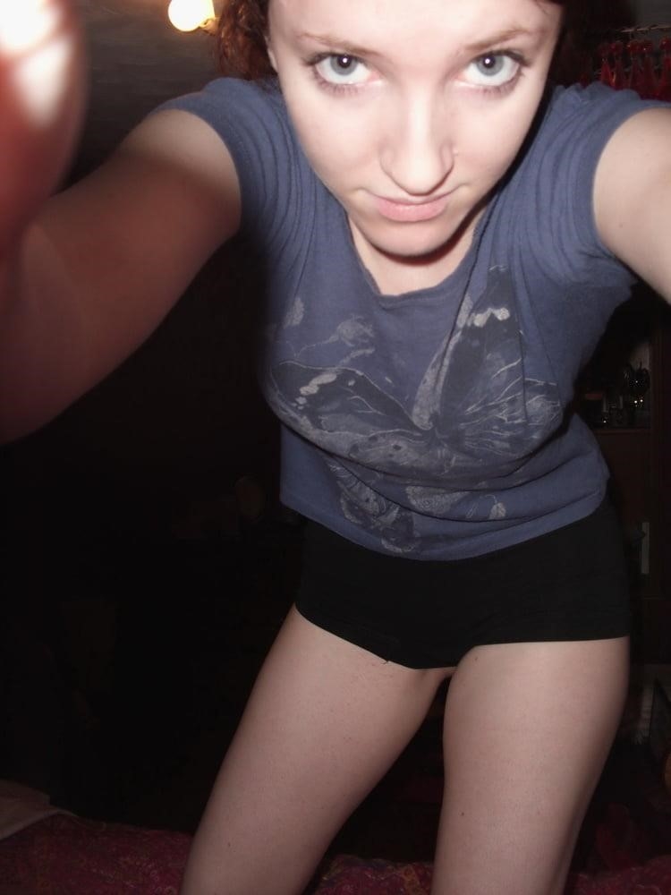 Teen selfie nude pic-3679